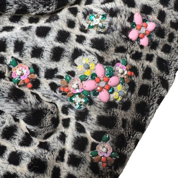 NWT ANTHROPOLOGIE SOFT FAUX FUR BLACK MOTIF LUX JEWELED INFINITY NECK WRAP SCARF - Picture 3 of 7